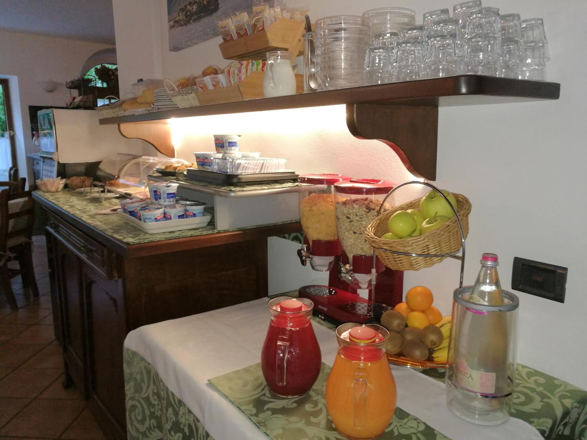 Hotel La Locanda 2*