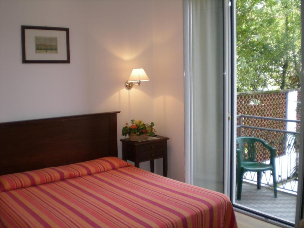 La Hotel 2*